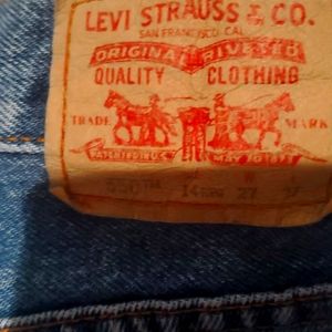Boys size 14 Levi's 550